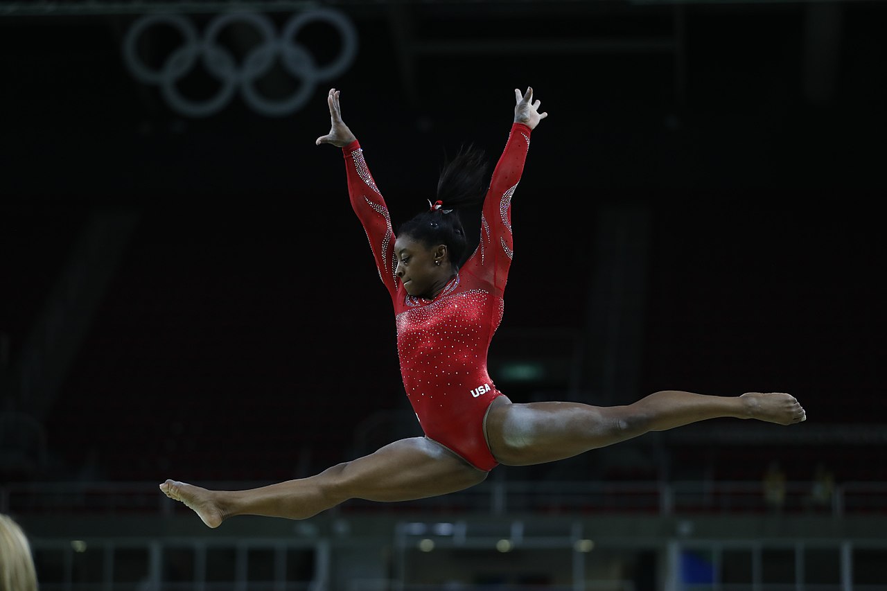 ¿Cuántas medallas ha ganado Simone Biles?