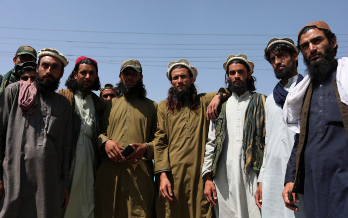 Google bloquea cuentas de gobierno afgano; talibanes han intentado ingresar a los correos: fuente