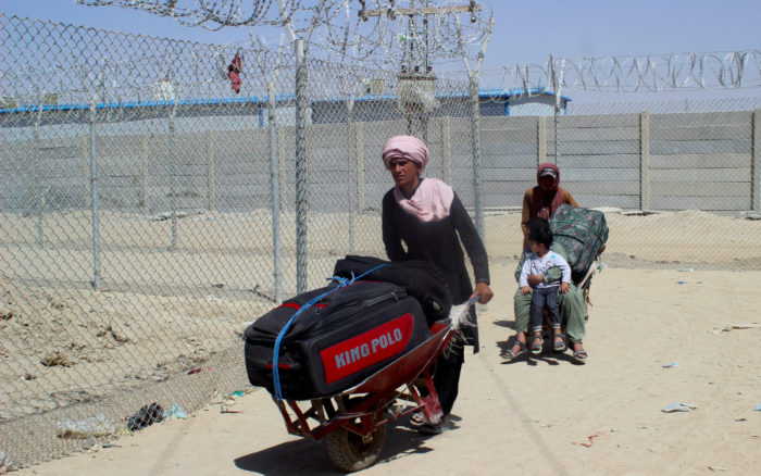 ONU pide a los países vecinos de Afganistán que no cierren sus fronteras para evitar ‘una catástrofe’