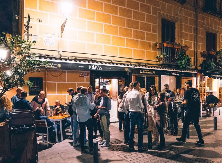 Amicis, el restaurante de la serie Valeria de Netflix