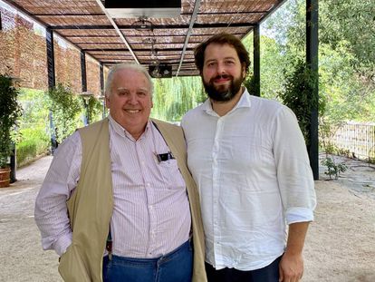 José y Roberto Cabrera. J.C. CAPEL