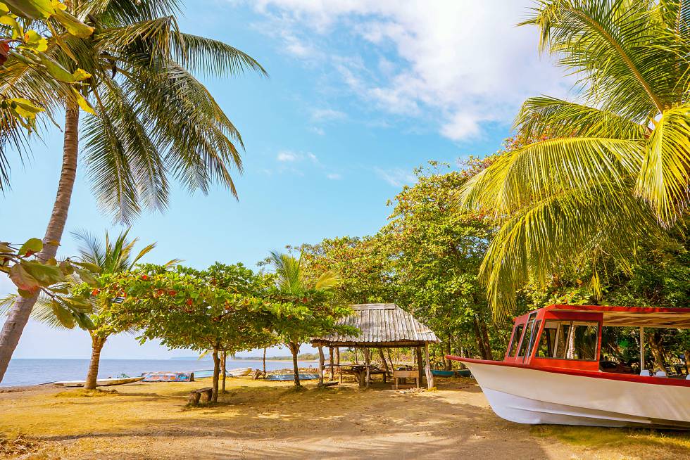 Playa Tárcoles, en la provincia de Puntarenas (Costa Rica).