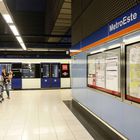 Interior de la estación Barrio del Puerto, una de las siete paradas de la línea 7B que próximamente se cerrarán por obras.