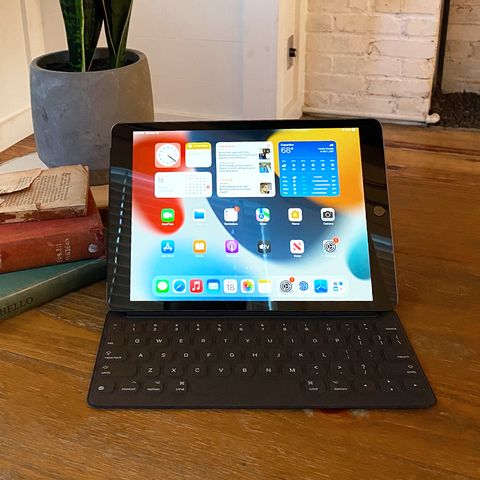 Apple ipad novena generación con teclado