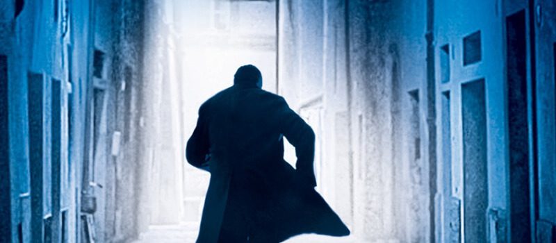 el hombre gris netflix