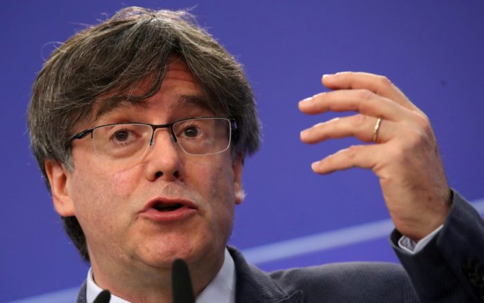 Detienen al expresidente del gobierno catalán Carles Puigdemont en Italia