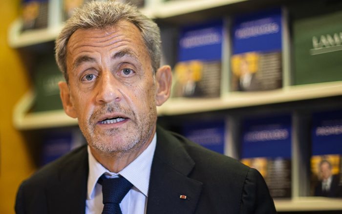 Expresidente francés Nicolas Sarkozy, condenado a un año de cárcel por financiamiento ilegal en 2012