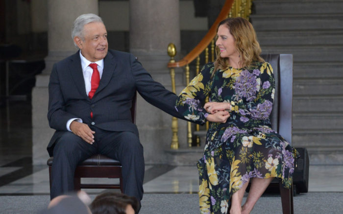 #BeatrizNoEstaSola: Gutiérrez Müller recibe respaldo tras insultos en redes