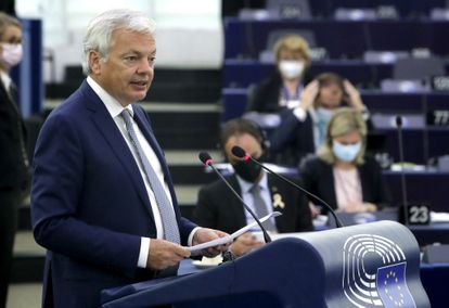 El comisario europeo de Justicia, Didier Reynders, durante una sesión en la Eurocámara.