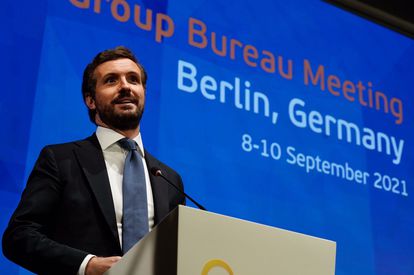 El líder del PP, Pablo Casado, asiste a un encuentro de líderes del PPE en Berlín.