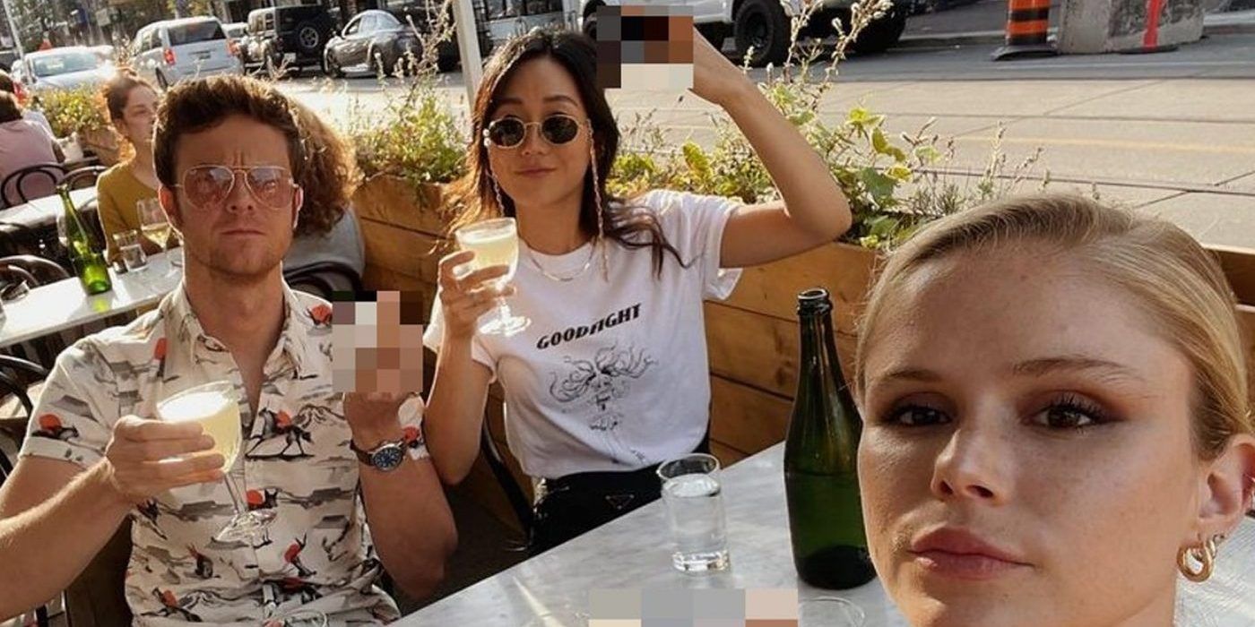 El elenco de la tercera temporada de The Boys celebra el final de la filmación con un gesto grosero