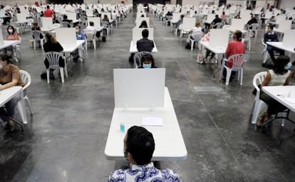 Oposiciones celebradas en Valencia, en septiembre de 2020.KAI FÖRSTERLING/EFE