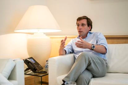 Jose Luis Martinez-Almeida, el pasado viernes en su despacho. 