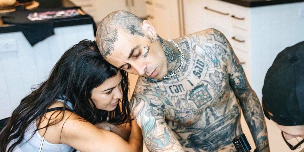 KUWTK: Travis Barker comparte el 'trato' que hizo para volar con Kourtney