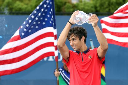 NEW YORK, NEW YORK - SEPTEMBER 11: Daniel Rincon of Spain celebrates with the championship trophy after defeating Juncheng Shang of China during their Boys' Singles final match on Day Thirteen of the 2021 US Open at the USTA Billie Jean King National Tennis Center on September 11, 2021 in the Flushing neighborhood of the Queens borough of New York City.   Matthew Stockman/Getty Images/AFP
== FOR NEWSPAPERS, INTERNET, TELCOS & TELEVISION USE ONLY ==