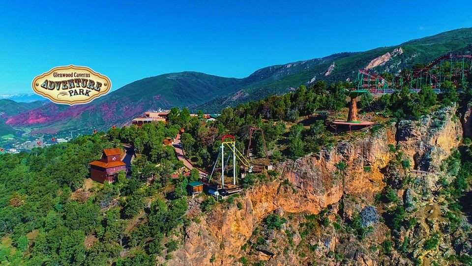 Niña de 6 años muere en un reconocido parque de diversiones en Colorado