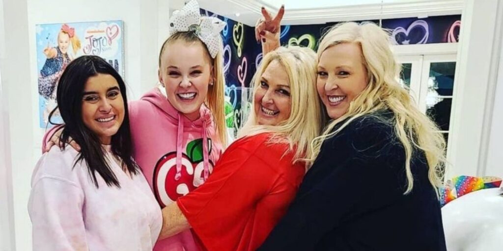 Prometido de 90 días: Angela Deem se une a JoJo Siwa en la proyección del equipo J