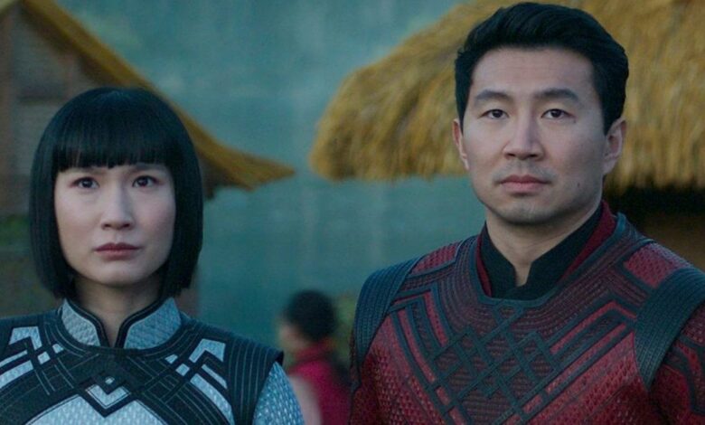 Shang-Chi y Xu Xialing derribados en video de entrenamiento de lucha de BTS