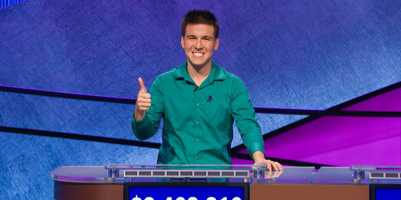 '¡Peligro!'  El campeón James Holzhauer aplaude el despido del EP Mike Richards