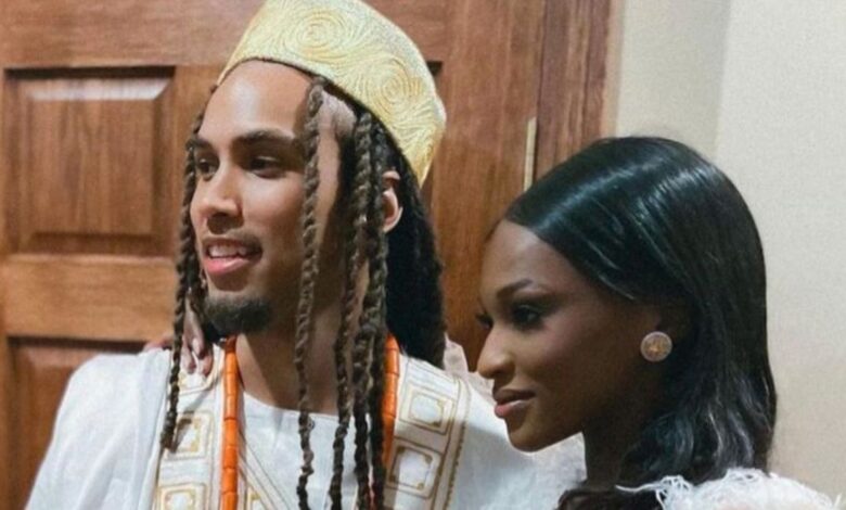 ¿Eres tú ?: Uche Nwosu y Clinton Moxam se casan