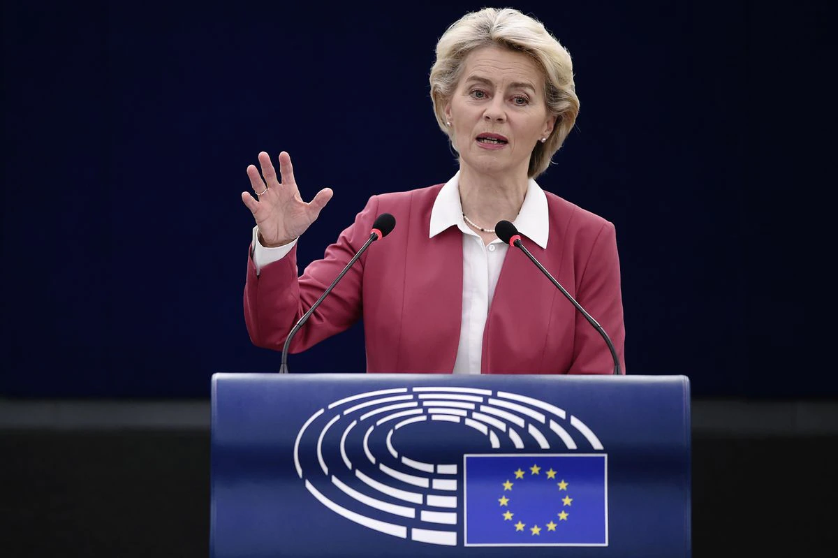 El Parlamento Europeo da un ultimátum a Von der Leyen para que actúe contra Polonia y Hungría