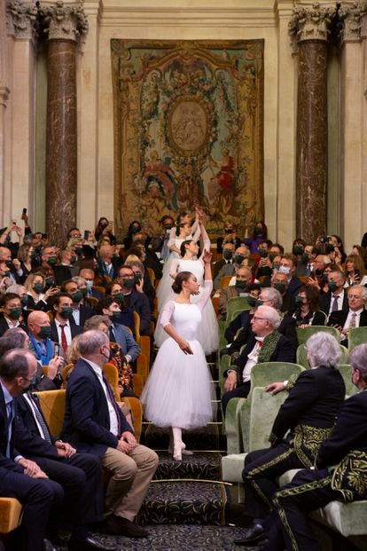 Otro momento de las actuaciones de la ceremonia.