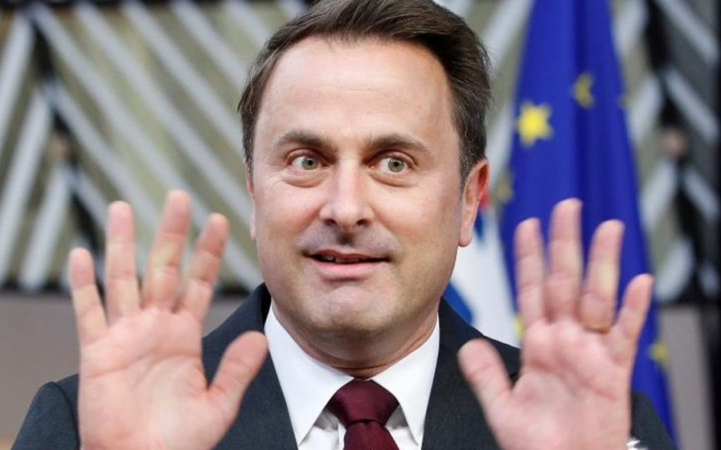 Acusan al primer ministro de Luxemburgo de plagiar su tesis universitaria