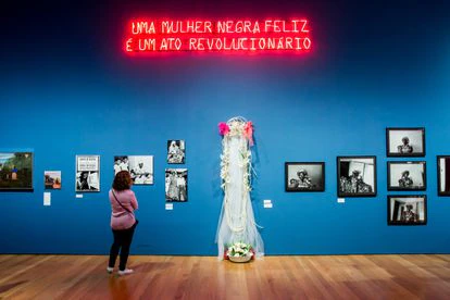 Vista de una de las salas de la exposición sobre Carolina María de Jesús en el Instituto Moreira Salles.