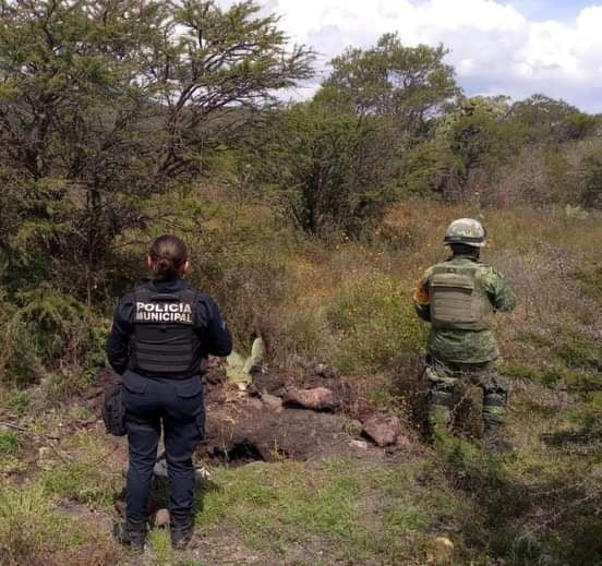 Descubren toma clandestina en ductos de Pemex que cruzan por Pedro Escobedo