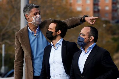 El alcalde del PP, Xavier Garcia Albiol (izquierda) junto a Pablo Casado.
