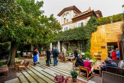El patio del Celler de Can Roca.
