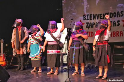 Zapatistas en Madrid durante su Gira por la Vida por Europa.