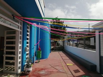 El colegio público La Laguna antes de ser arrasado por la lava.