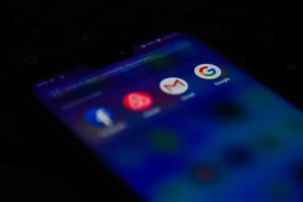 Los rivales de Google piden a la UE que establezca reglas para los menús de preferencias de los motores de búsqueda