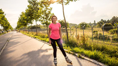 Una de las ventajas de patinar es poder practicarlo al aire libre y disfrutando del entorno. GETTY IMAGES.