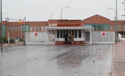 Entrada al Centro Penitenciario Madrid IV, situado en la localidad de Navalcarnero.