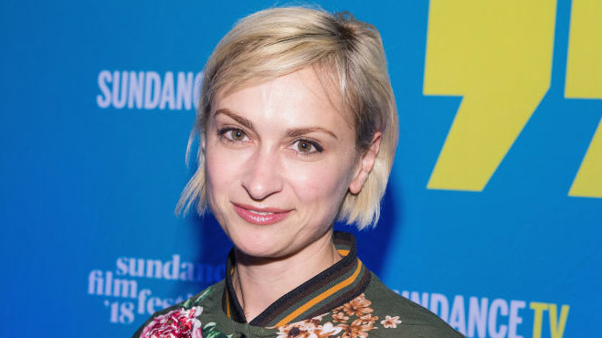 Quién era Halyna Hutchins, la directora de fotografía a quien Baldwin disparó