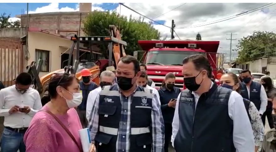 Y Mauricio Kuri entró y salió por la puerta de atrás de San Juan del Río, en lo “obscurito” supervisó obras, no quiso prensa