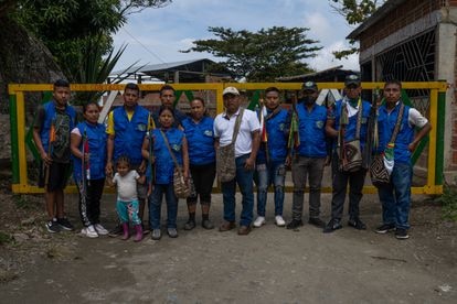 Guardia de resguardo Kwe Sx Yu Kiwe que significa "protectores del territorio". 