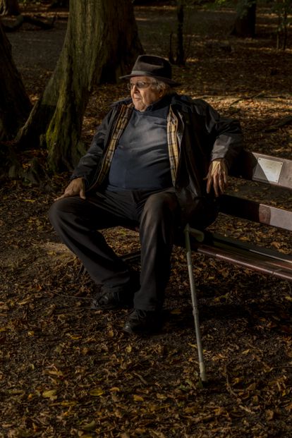 Paul Preston, en el parque Highgate Woods en Londres.