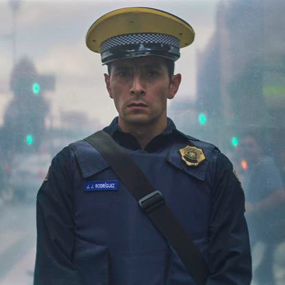 La otra cara de la policía en la nueva película del director Alonso Ruizpalacios ‘Una Película de Policías’ que Netflix estrenará el 5 de noviembre.