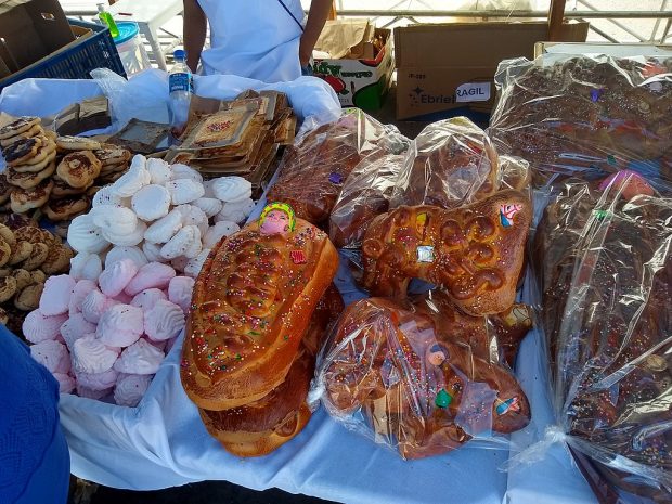 Frases e imágenes para enviar por WhatsApp el 1 de noviembre, Día de Todos los Santos