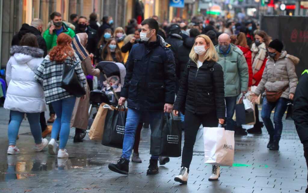 Austria impone el confinamiento de la población no vacunada contra la Covid-19; dos millones de personas se verán afectadas