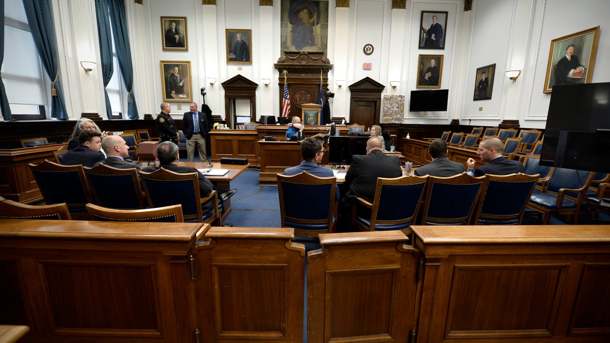 Sin veredicto culmina segundo día de deliberaciones en juicio a Kyle Rittenhouse