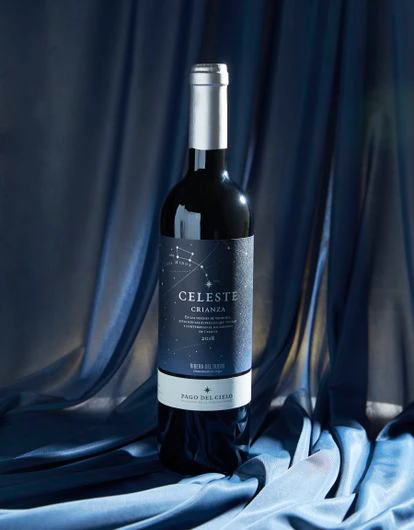 Celeste Crianza es un vino opulento con mucha fruta, cuerpo y color.