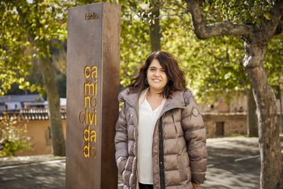 La familia de Marta García Suárez, gerente del grupo de acción local Cuatro Vallés, ha crecido en los pueblos de esta comarca leonesa. Tiene especial implicación con la zona. “A pesar de la complejidad del proyecto, con muchos territorios y colectivos distintos, la gente ha tirado de él y se ha implicado para recuperar la ruta”, afirma.