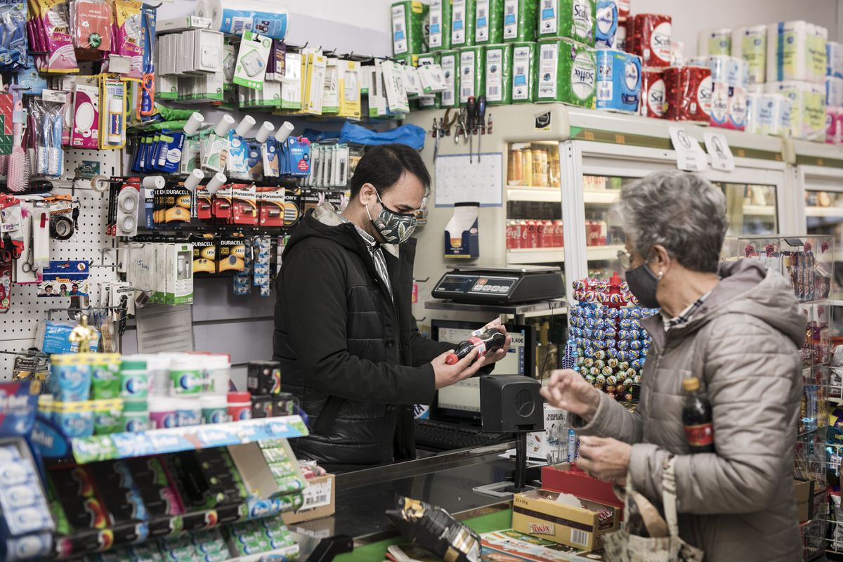 Colmados y supermercados 24 horas: focos de explotación laboral