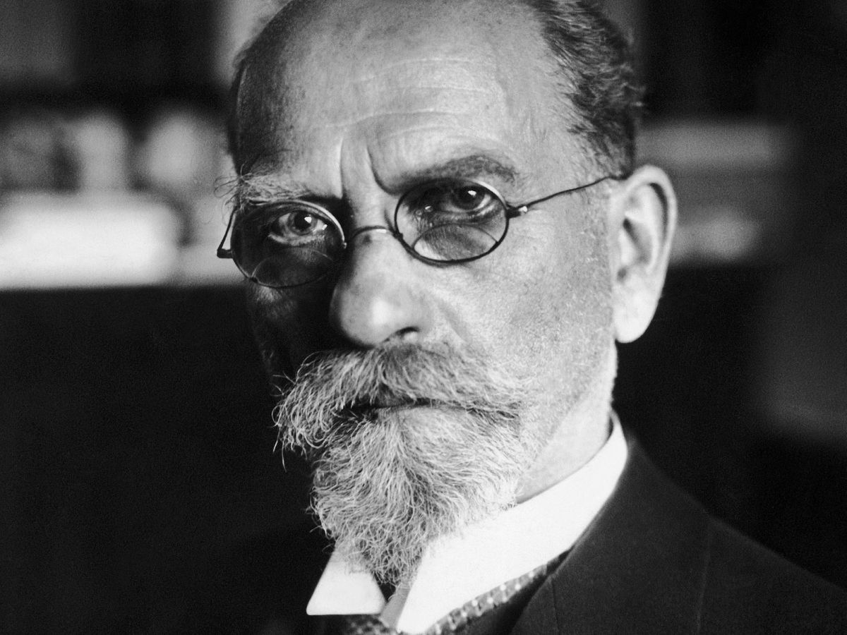 Edmund Husserl, el fantasma lógico y la experiencia del horizonte