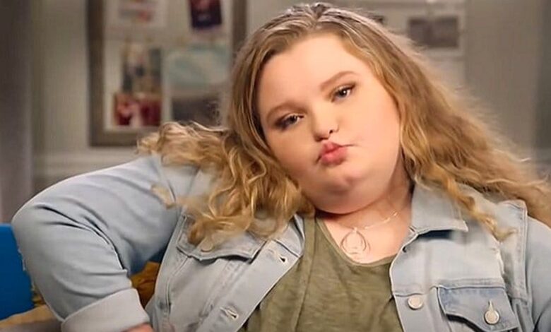 Alana 'Honey Boo Boo' Thompson está 'muy orgullosa' de la sobriedad de Mama June
