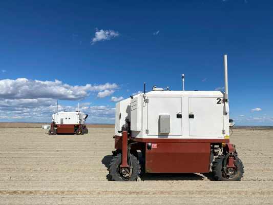 Carbon Robotics obtiene 27 millones de dólares para sus desbrozadoras de campo autónomas